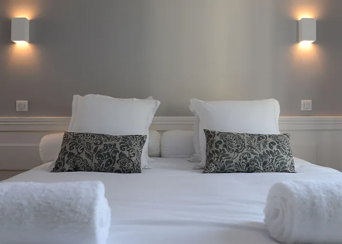 Aparthotel Au 30 Centre Grand Palais 4*