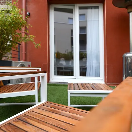 Au 30 Centre Grand Palais