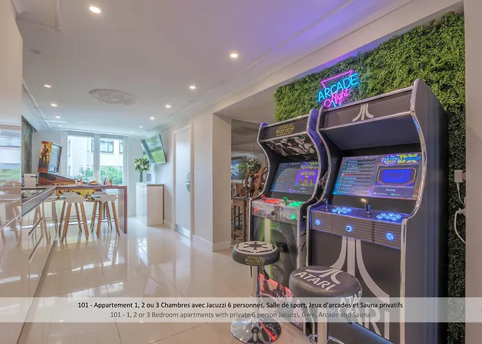 Au 30 Centre Grand Palais 4* Rijsel