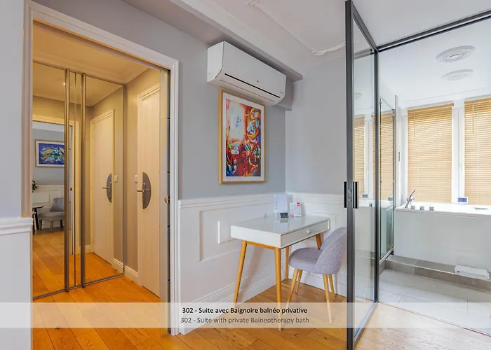 Aparthotel Au 30 Centre Grand Palais 4*