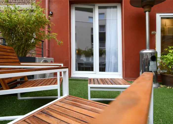 Au 30 Centre Grand Palais