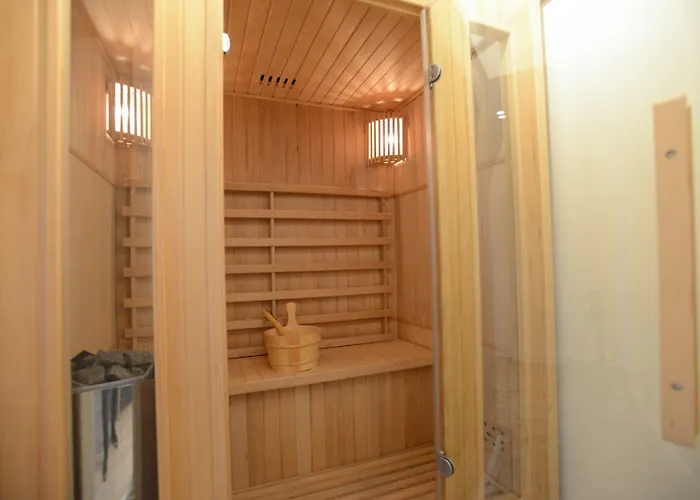 Au 30 Centre Grand Palais Aparthotel 4*