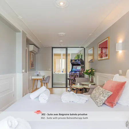 Hotel apartamentowy Au 30 Centre Grand Palais Lille