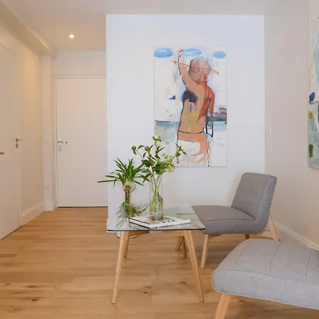 Au 30 Centre Grand Palais 4*